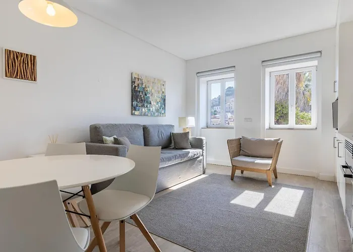 Garcia 28 By Lovelystay